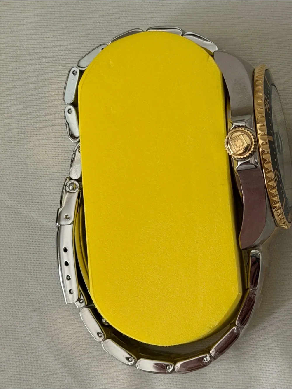 Invicta Two-Tone Gold and Silver Men's Dive Watch with Black Bezel